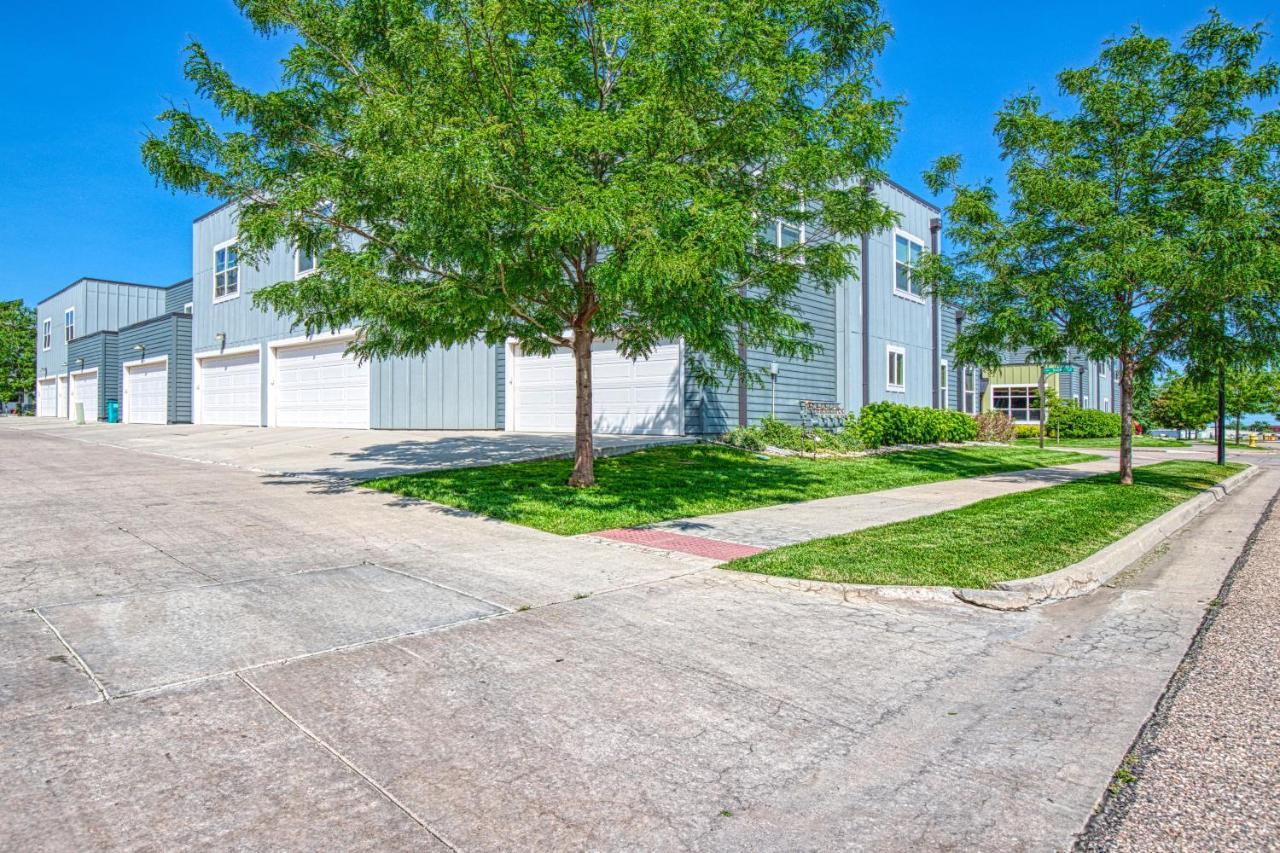 Modern Townhome Near Old Town, Breweries, & River! Fort Collins Eksteriør bilde